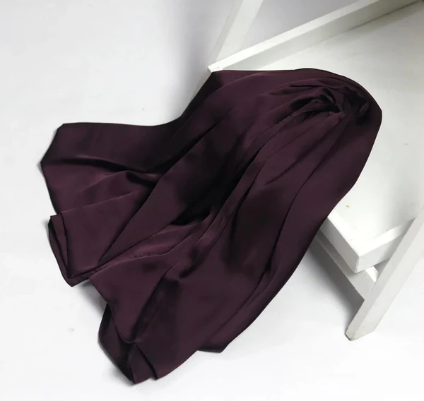 Crinkle Silk Hijab - Image 13